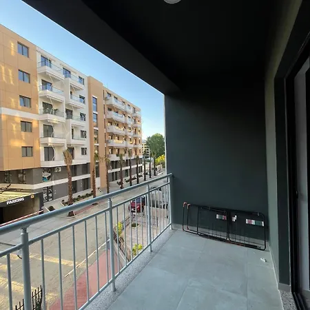 400 Meters From The Sea Apartamento Golem (Tirana)